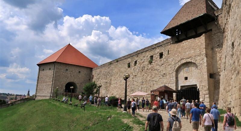 Megállapodás: kedvezményes belépőjegyet kaphatnak a várba látogató csoportok de figyelni kell