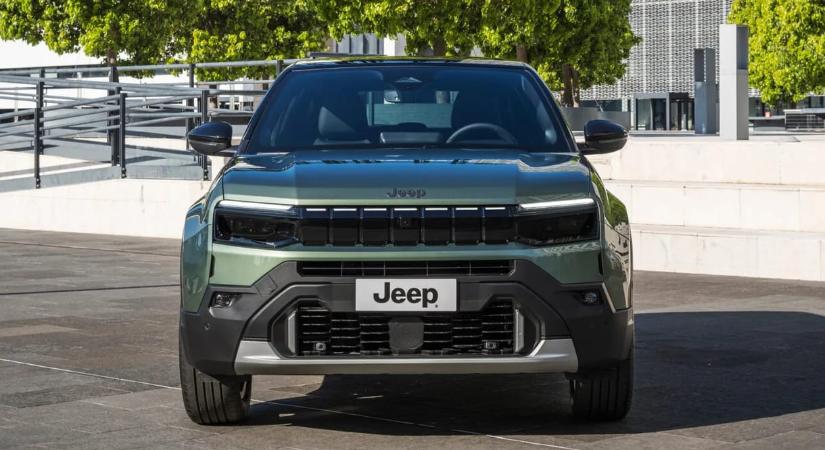 Egyszerű benzinmotort és kézi váltót kapott a legkisebb Jeep
