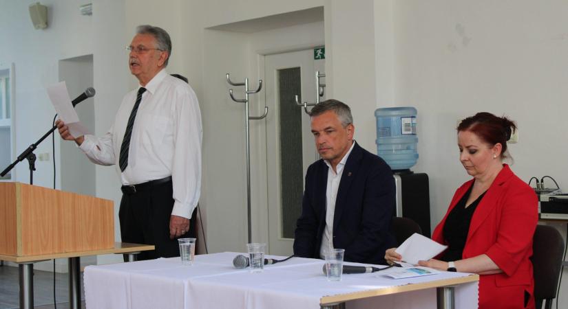 Megnyitották az Európai Protestáns Magyar Szabadegyetem tanulmányi napjait Komáromban