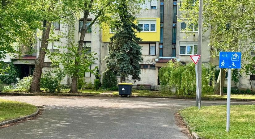 Búcsút mondhatnak az ingyenes parkolásnak a trükköző autósok