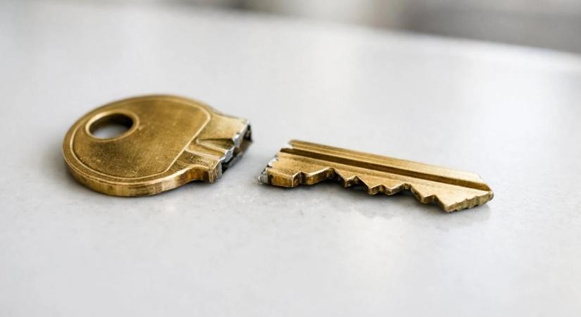 Egy pendrive-val nyitható a Microsoft bombabiztos meghajtótitkosítása