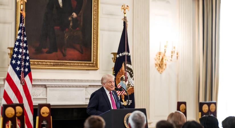 Váratlan fogadtatás érte Donald Trump-ot Kínában