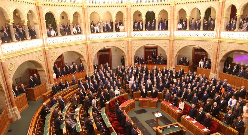 Lemondanak az Orbán-kormány tagjai a végkielégítésükről?