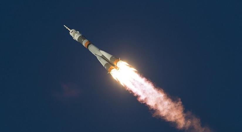 Elképesztő mennyiségű műholdat lőtt fel Elon Musk az űrbe