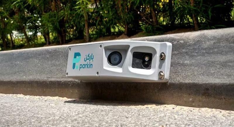 MESTERSÉGES INTELLIGENCIÁVAL FIGYELT PARKOLÁSI RENDSZERT VEZET BE A PARKIN