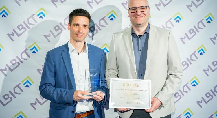 Díjazták hazánk egyik legnagyobb automatizált raktárát