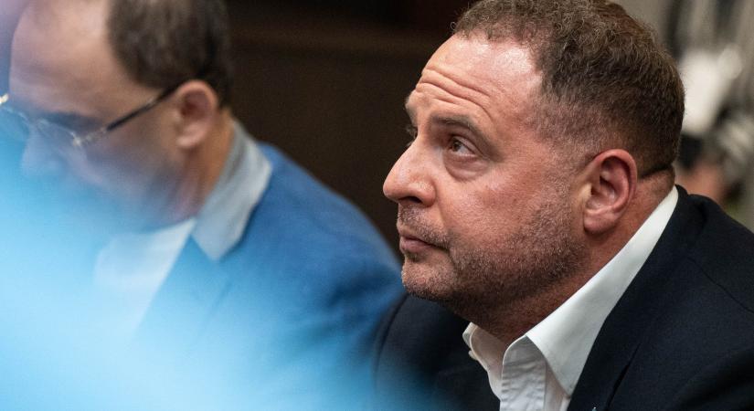 Nagy pácban van: előzetes letartóztatásba helyezték az elnöki hivatal volt vezetőjét Ukrajnában