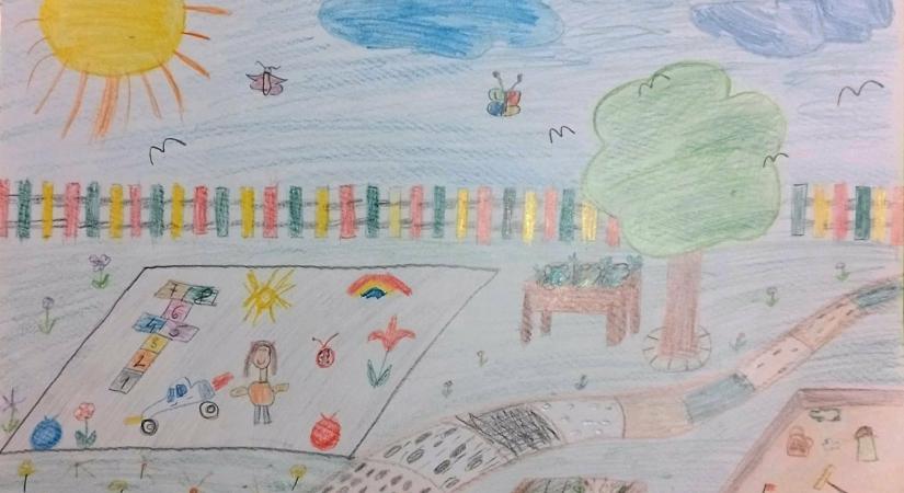 Mezítlábas ösvény, magaságyások – pályázik a Nyitnikék, a nagyatádiak segítségét kérik