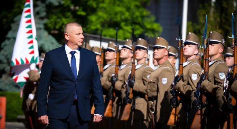 Ruszin-Szendi Romuluszt Pálinkás Szilveszter is fogadta a Honvédelmi Minisztériumnál