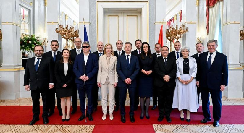 Végre hivatalos: kiderült, kik kapják a legnagyobb bizalmat Magyar Péter kormányában