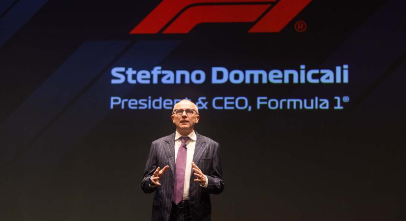 Domenicali válaszolt a kritikákra: Ezek a motorok kellettek, hogy gyártóink legyenek az F1-ben!