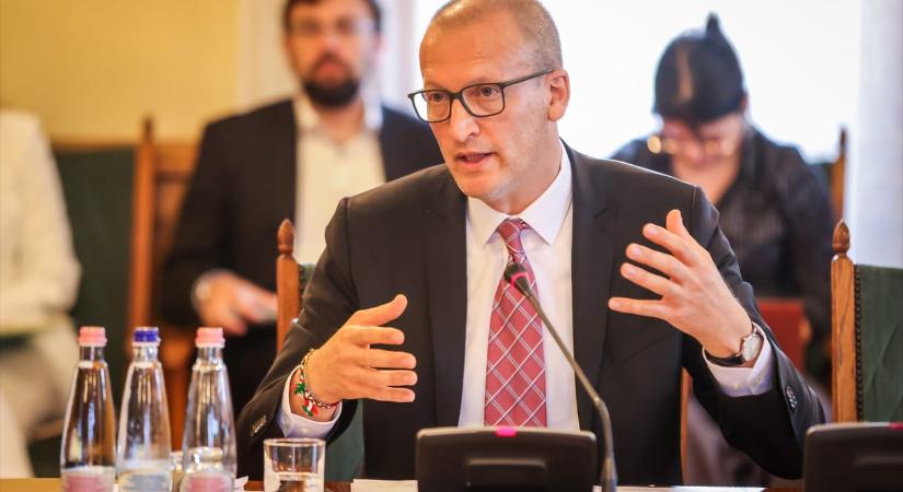 A Széchenyi Akadémia is tiltakozik az MMA rendeletben leírt kultúrpolitikai szerepe miatt