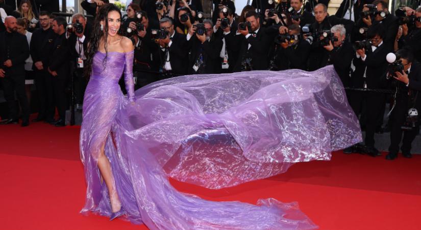 Demi Moore már megint ellopta a show-t Cannes-ban, nem akármilyen lila ruhában érkezett a vörös szőnyegre