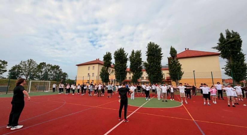 Egészség- és sportnap a Rákóczi Egyetem Felsőfokú Szakképzési Intézetében - Mozgásban a közösség