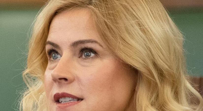 Lemondott a lett miniszterelnök, nem mindennapi az oka