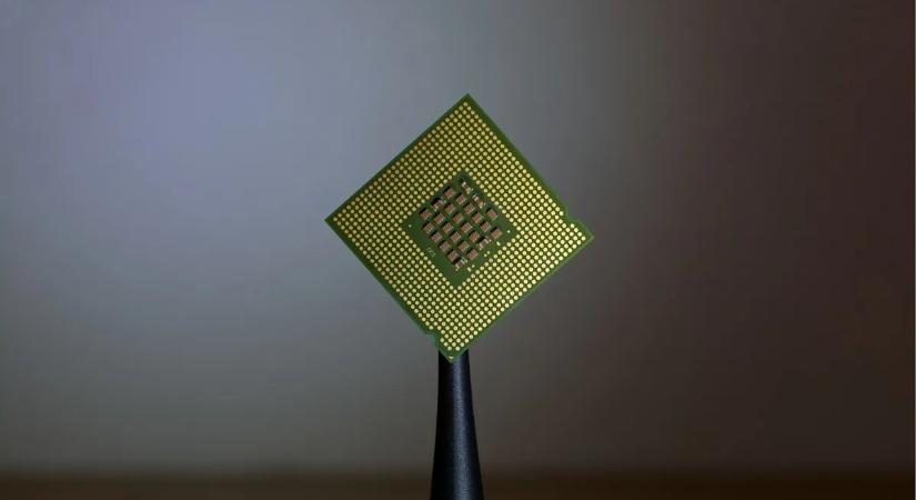 Megőrült a Qualcomm, tovább drágulhatnak a csúcsmobilok