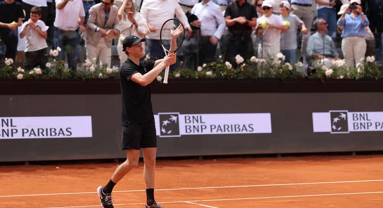 Sinner megdöntötte Djokovics 2011 óta fennálló szenzációs világcsúcsát