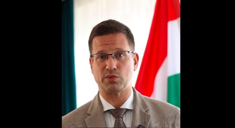 Gulyás Gergely az átadás-átvételről