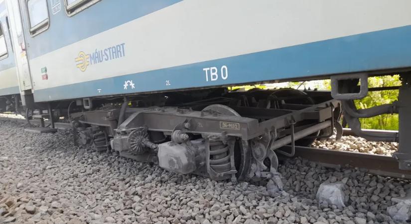 Kisiklott egy InterCity Gyománál, egy utas súlyosan megsérült