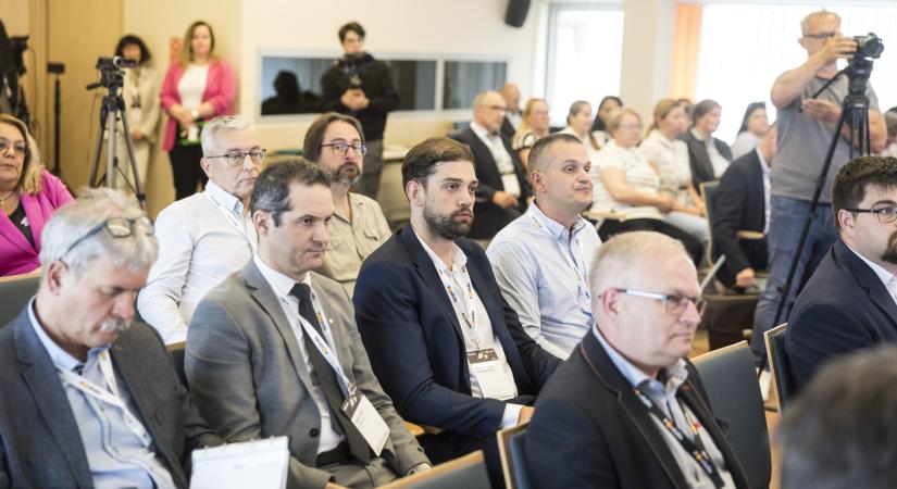 Új beszállítói lehetőségek előtt a debreceni kkv-k: a belépő a hatékony működés