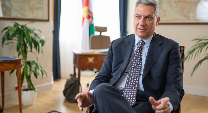 Lázár János: nyugodt lelkiismerettel adják át a minisztérium leltárját az utánuk következőknek