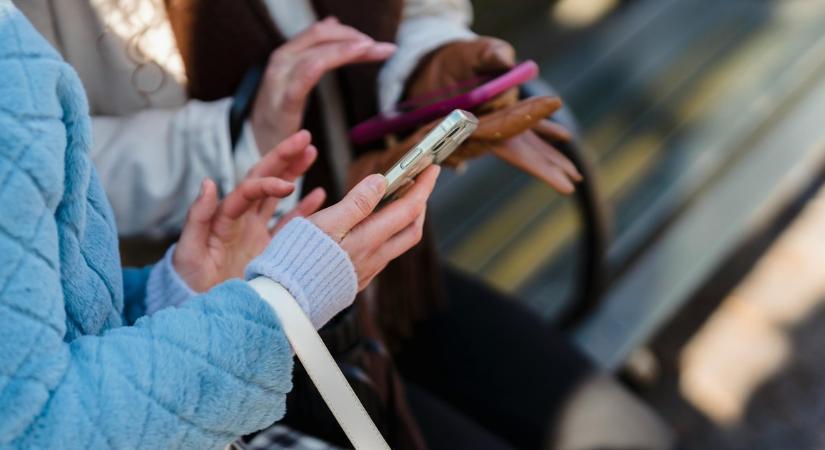 Egységesen emelik az előfizetések díját a telekommunikációs cégek – ennyivel kell többet költenünk