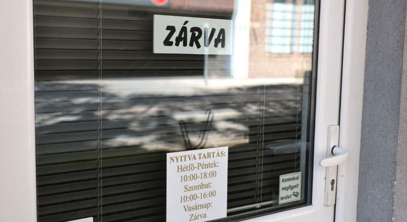 Könnyes búcsút vett vásárlóitól a népszerű szegedi butik, megkérdeztük az okokat