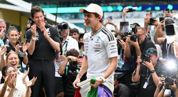 „Behúzza a kéziféket” az Antonelli-hype-on a Mercedes