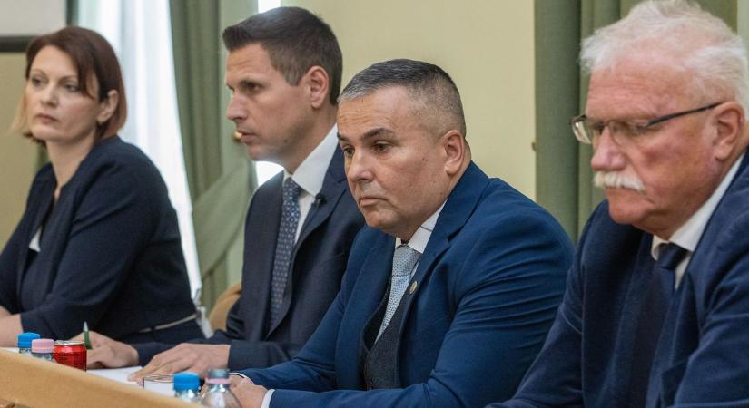 Vízi, kerékpáros és lovas fejlesztések készülődnek Fejérben (Galéria)