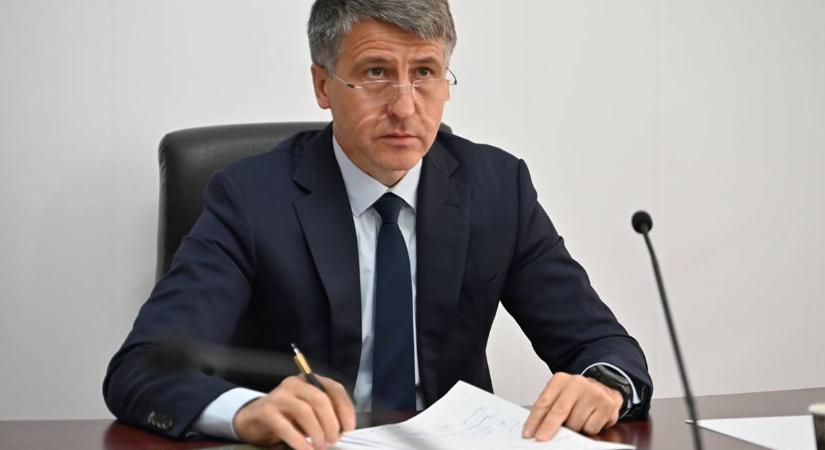 Kárpátalja kormányzója: "meggyőződésem, hogy a kárpátaljai magyarok büszkék az ukrán állampolgárságukra"