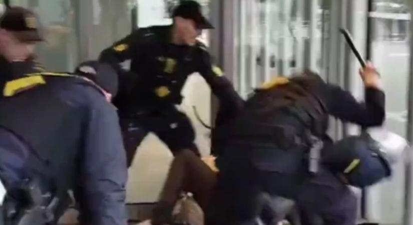 Nem bánt kesztyűs kézzel a dán rendőrség a palesztinpárti tüntetőkkel (VIDEÓ)
