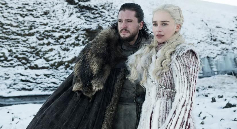 Megszólalt súlyos betegségéről Emilia Clarke - majdnem meghalt a Trónok harca sztárja