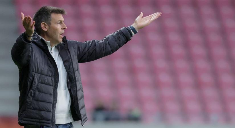 Itt a vége: Sergio Navarro elköszönt a DVSC játékosaitól