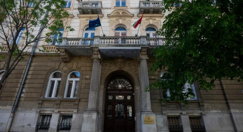 Hol lesznek az új minisztériumok? Újra lesz élet a régi Mol-székházban, egy tömbben két tárca is helyet kap