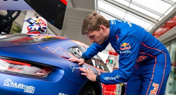 Verstappen elkezdte, Ferrari-teszt a Ringen: csütörtöki hírek