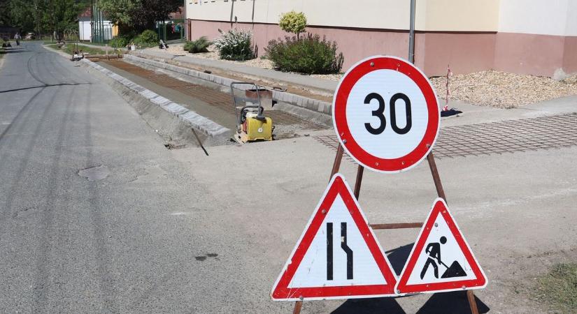 Figyeld a táblákat! – forgalomkorlátozás is várható a zalai faluban az útfelújítás miatt