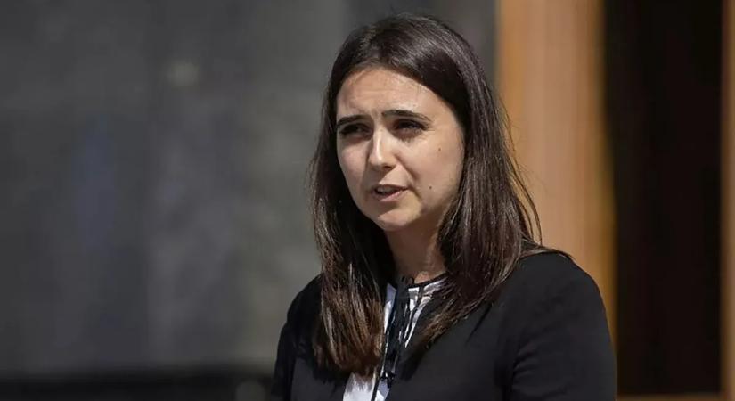 Komoly bajba kerülhetett Zelenszkij volt szóvivője a botrányos interjú után