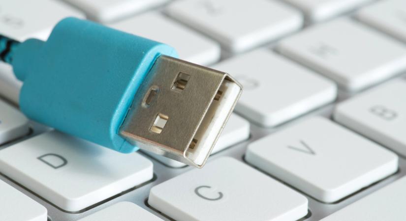 Van USB csatlakozó a wifi routereden? Ha igen, egy valódi kincset birtokolsz