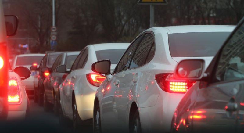 Mindenki meneküljön, brutális a dugó az M1-es autópályán