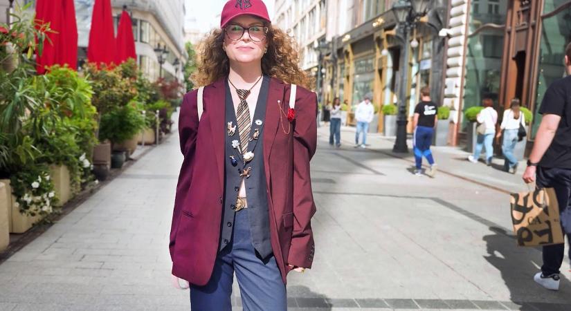 Divat tippek az utca emberétől: vintázs, kamaszoknak szánt ruhák, leárazások és még...
