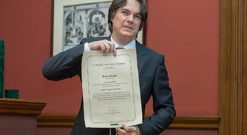 Az ELTE fizikus professzora lehet az új felsőoktatási államtitkár