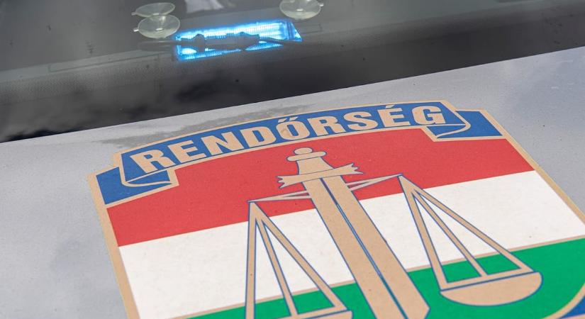 Bűnügyi felügyelet alá került az a 48 éves nevelőtanár, akinek a gyanú szerint viszonya volt egy 15 éves diákjával