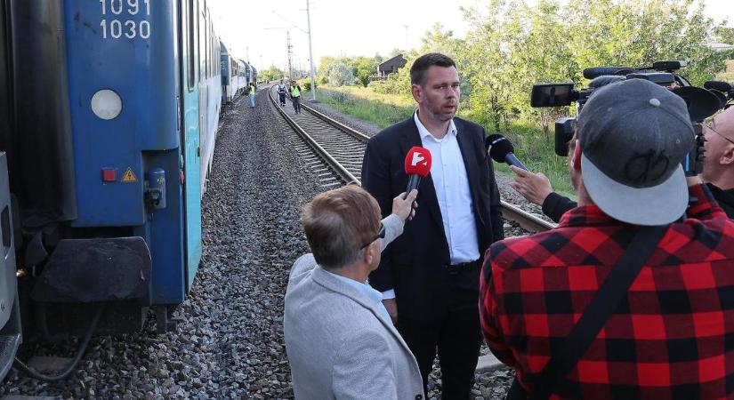 Vitézy Dávid: túllépte a megengedett sebességet a kisiklott vonat