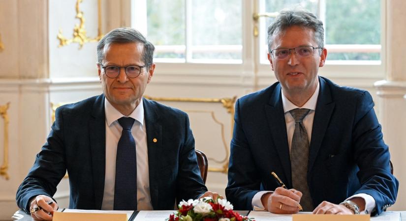 Krausz Ferenc alapítványa több mint 260 milliárdos kerettámogatást kapott a választások előtt
