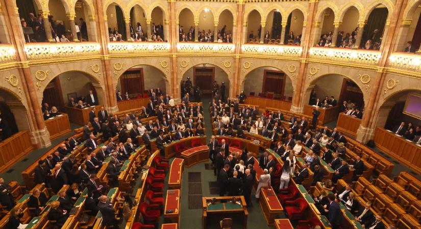 Előrehozott választások is jöhetnek, a tiszások ezért nem bíznak a fideszes polgármesterekben