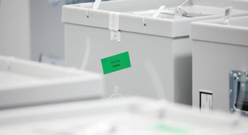 Előrehozott önkormányzati választásokat sürgetnek a Tisza Szigetek