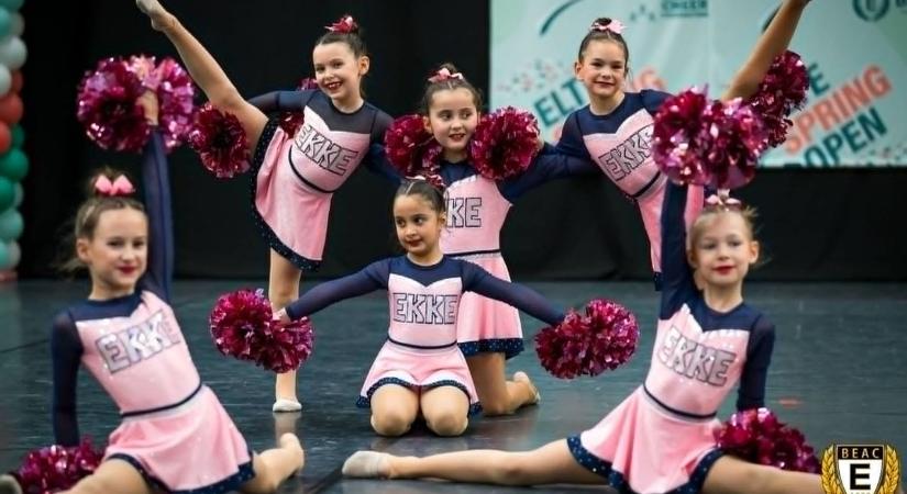 Cheerleading: Eszterházy SC-jubileum és történelmi Diákolimpia Egerben