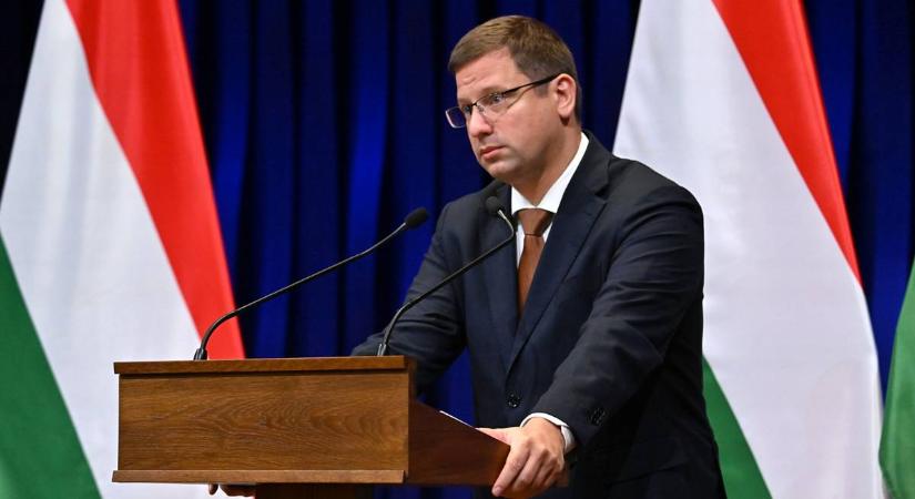 A leköszönt kormány tagjai egy kárpátaljai gyermekotthonnak ajánlják fel végkielégítésüket