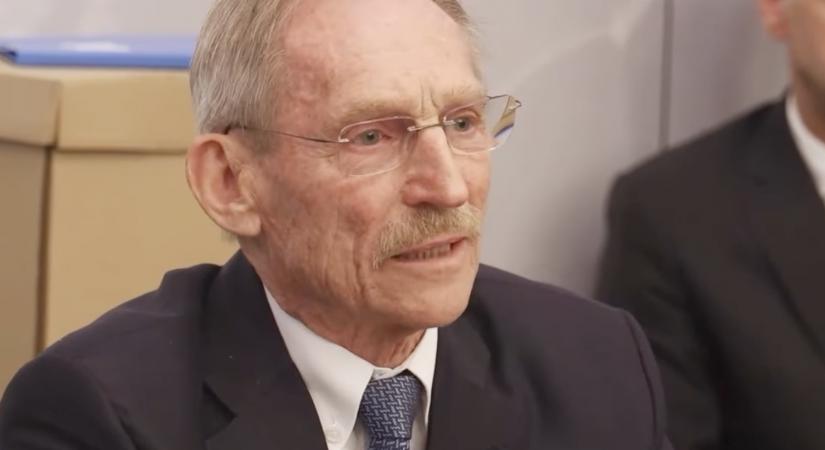 Pintér Sándor Magyar Péternek: Kérnék egy vizsgálatot magam ellen, úgy érzem, nekem semmiért nincs szégyenkeznem