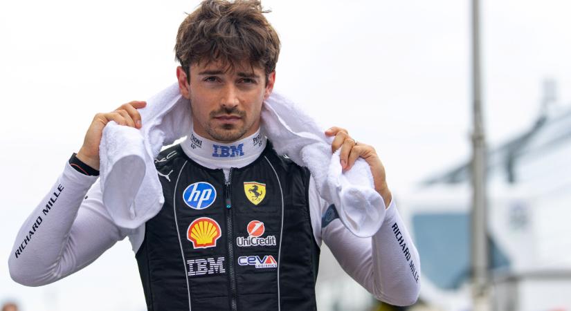 Friss bikinis fotón mutatta meg hibátlan alakját Charles Leclerc felesége